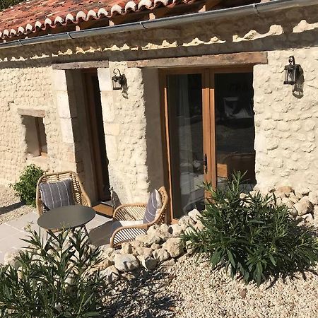 Les Ombrieres Bed & Breakfast Porcheresse Bagian luar foto
